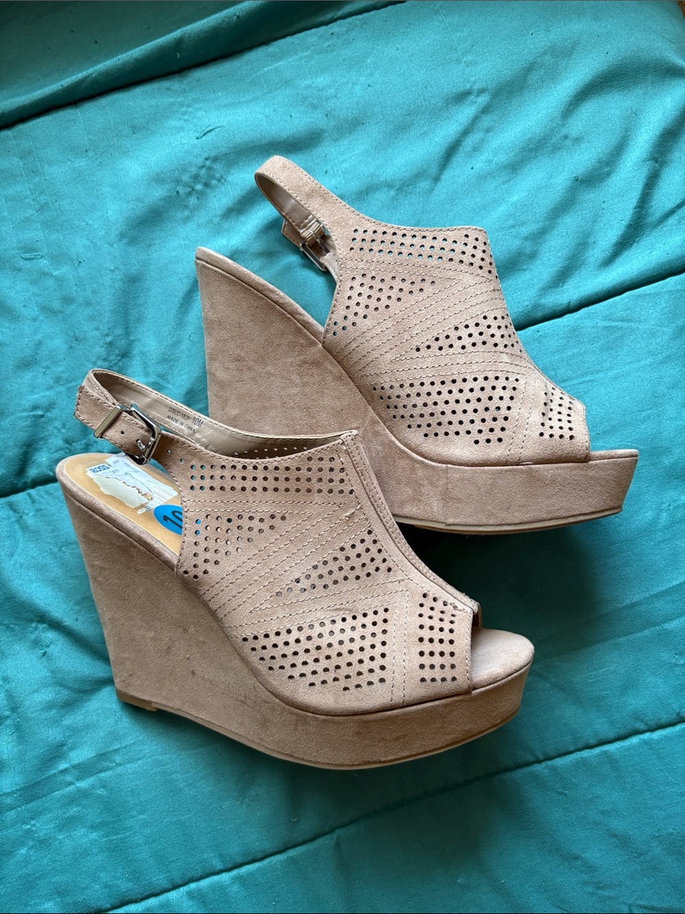 Chinese Laundry Taupe Suede Perforated Peep-Toe Wedge Sandals